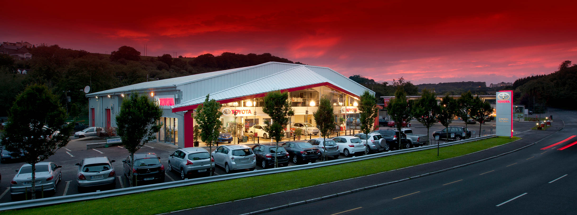 Grandons Toyota