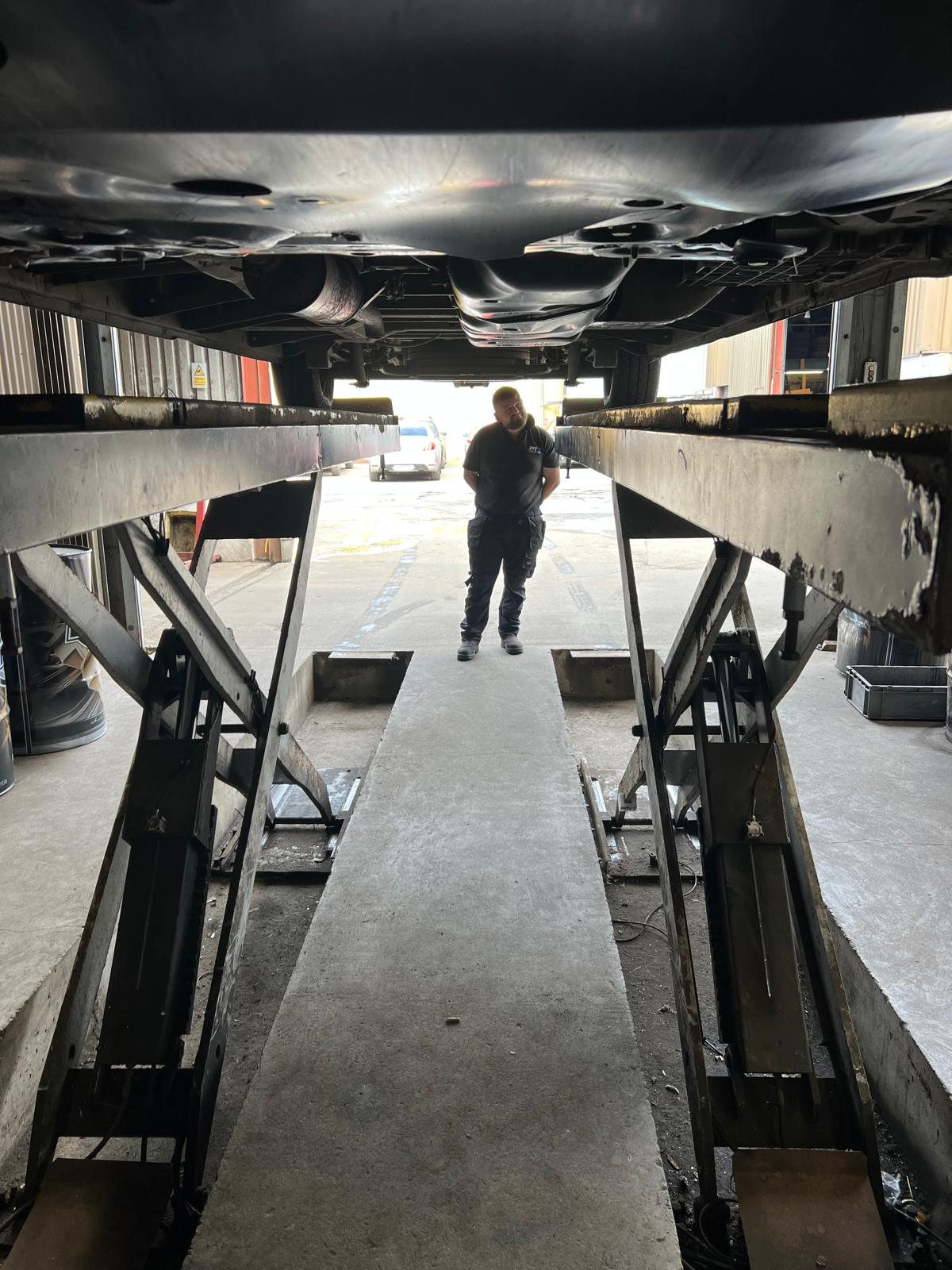 Used Dama Wheel alignment lift 4500Kg in floor sissors lift 2016 in Wexford