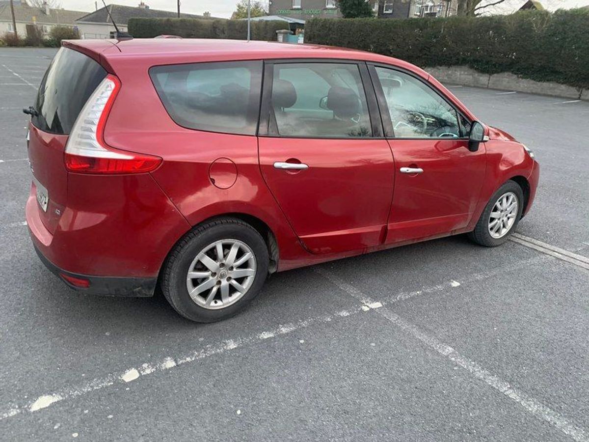 Used Renault Scenic 2010 in Carlow